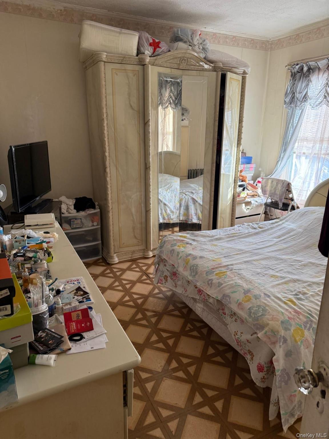 Single Family Ellis  Bronx, NY 10472, MLS-956897-17