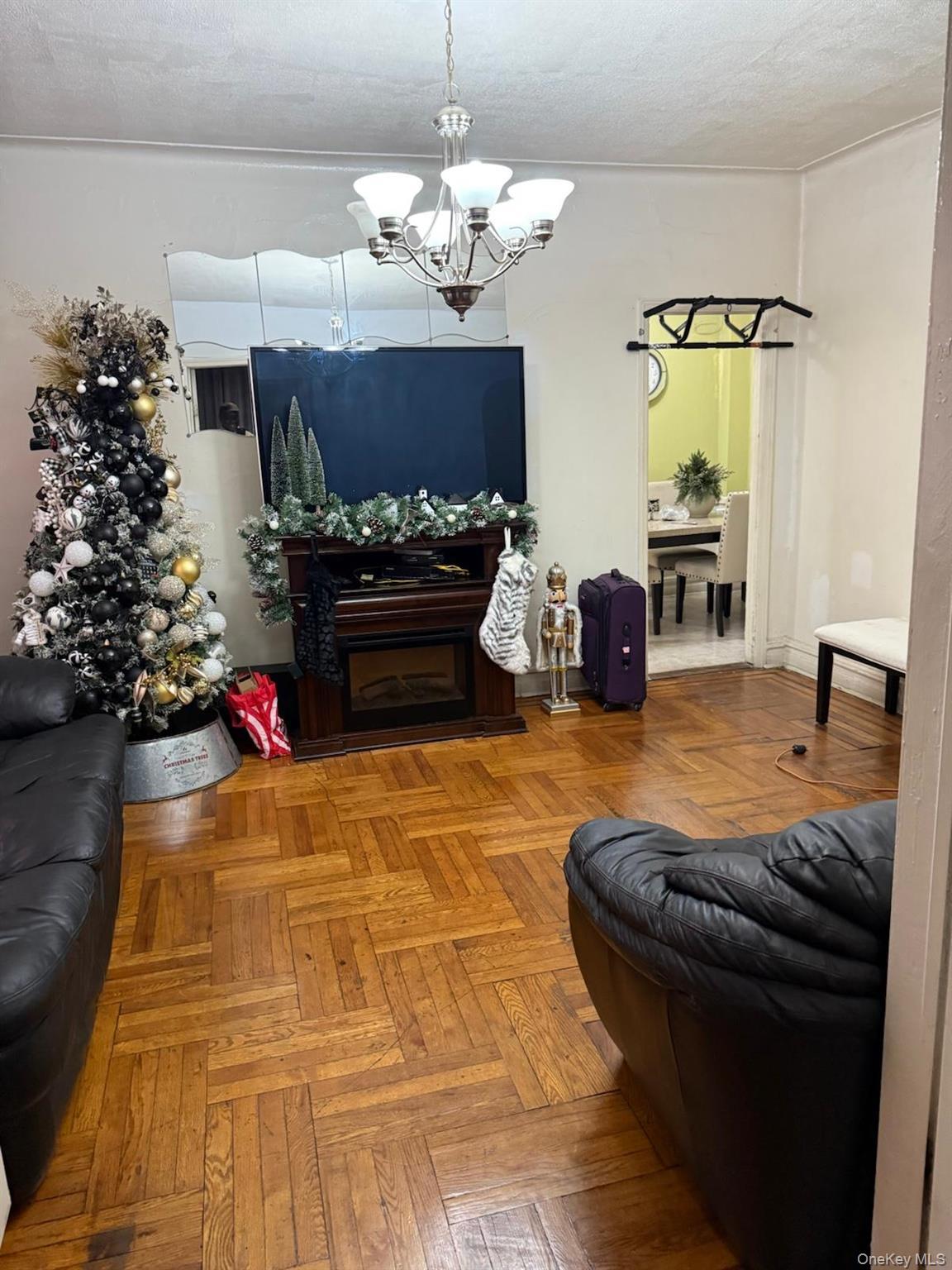 Single Family Ellis  Bronx, NY 10472, MLS-956897-2