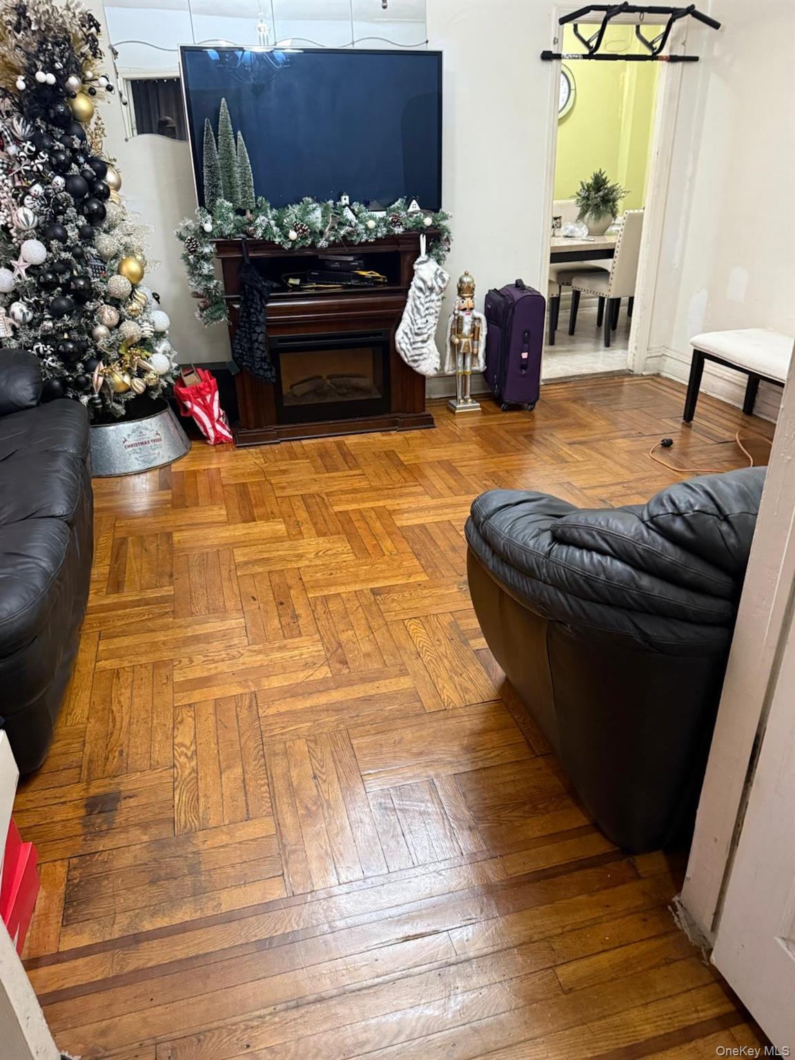 Single Family Ellis  Bronx, NY 10472, MLS-956897-20