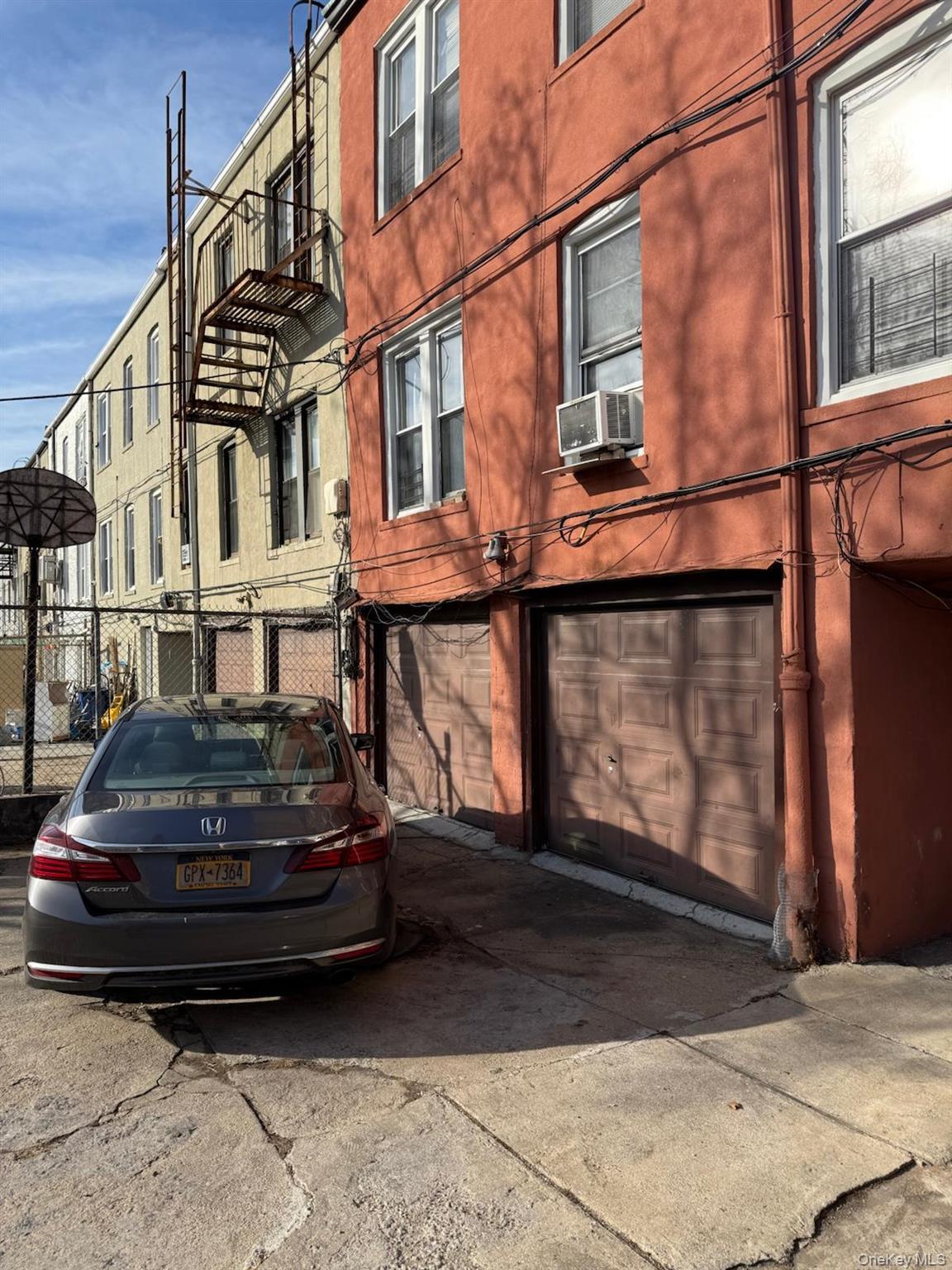 Single Family Ellis  Bronx, NY 10472, MLS-956897-25