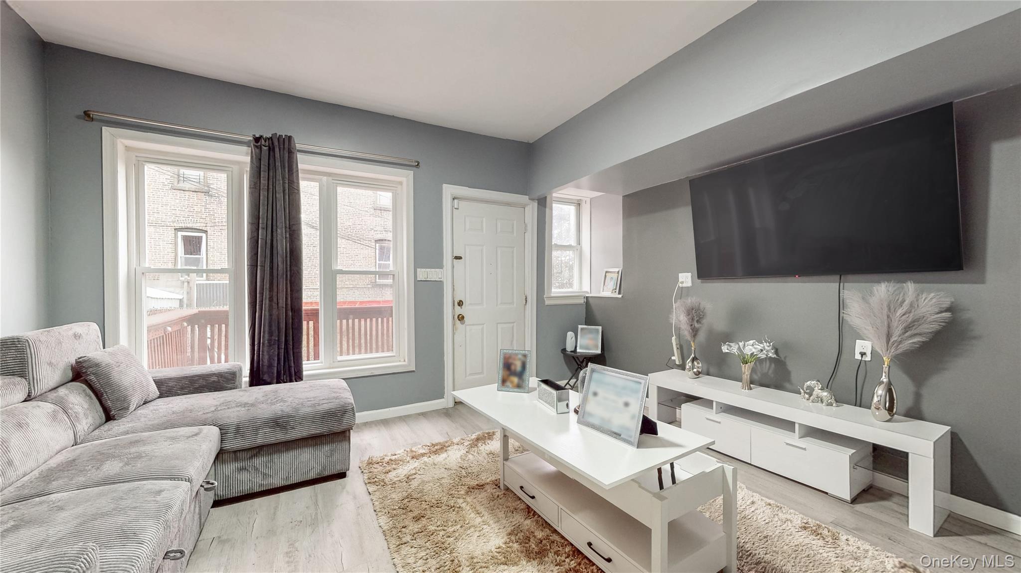 Single Family Moquette  Westchester County, NY 10703, MLS-956901-14