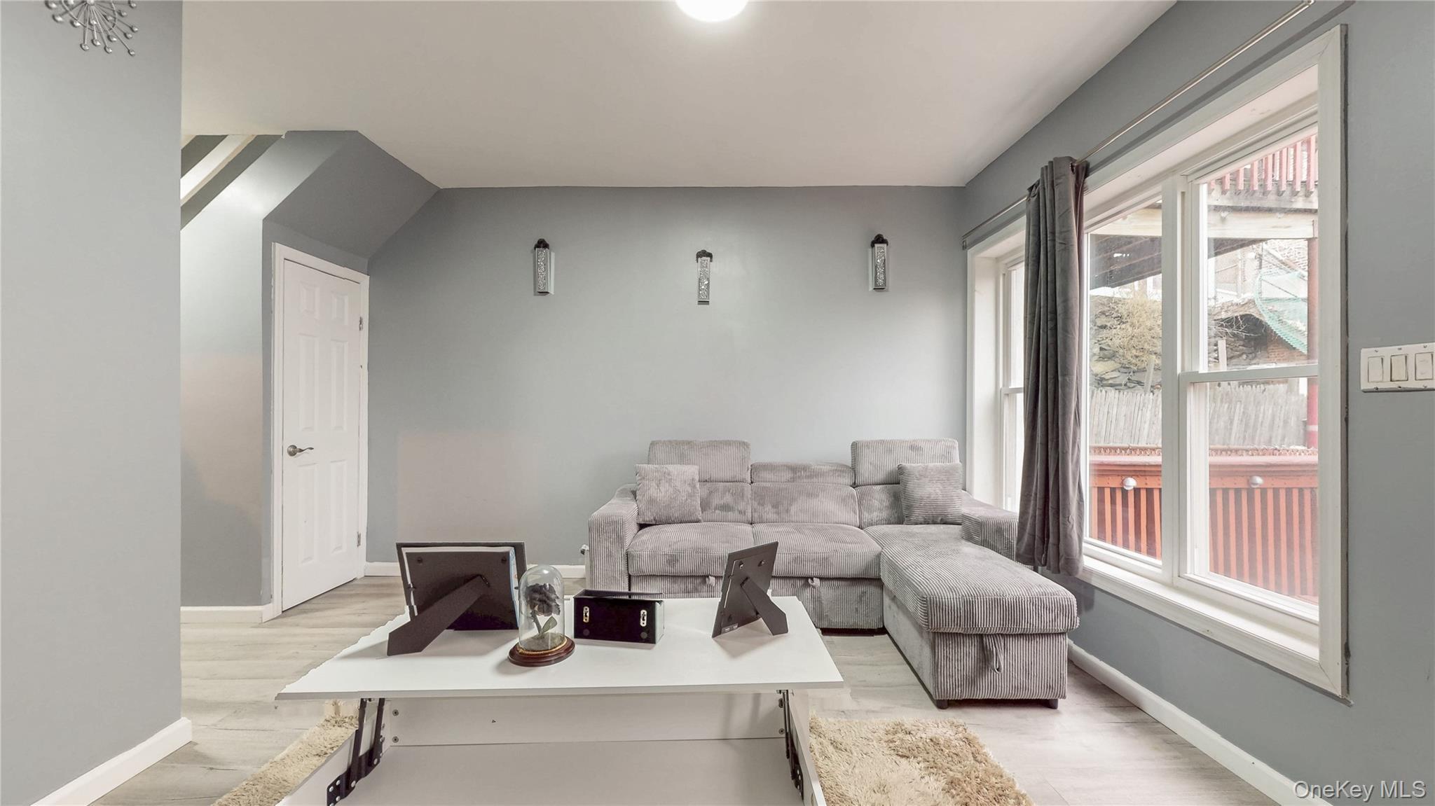 Single Family Moquette  Westchester County, NY 10703, MLS-956901-15