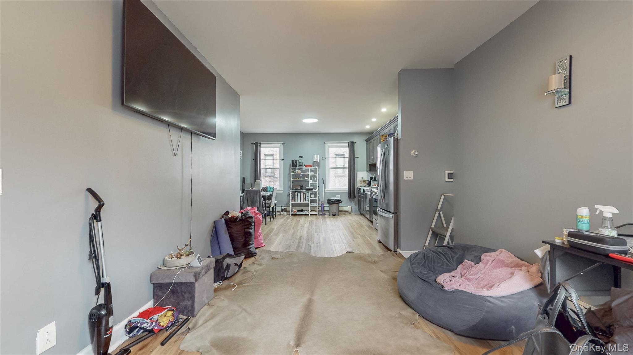 Single Family Moquette  Westchester County, NY 10703, MLS-956901-6