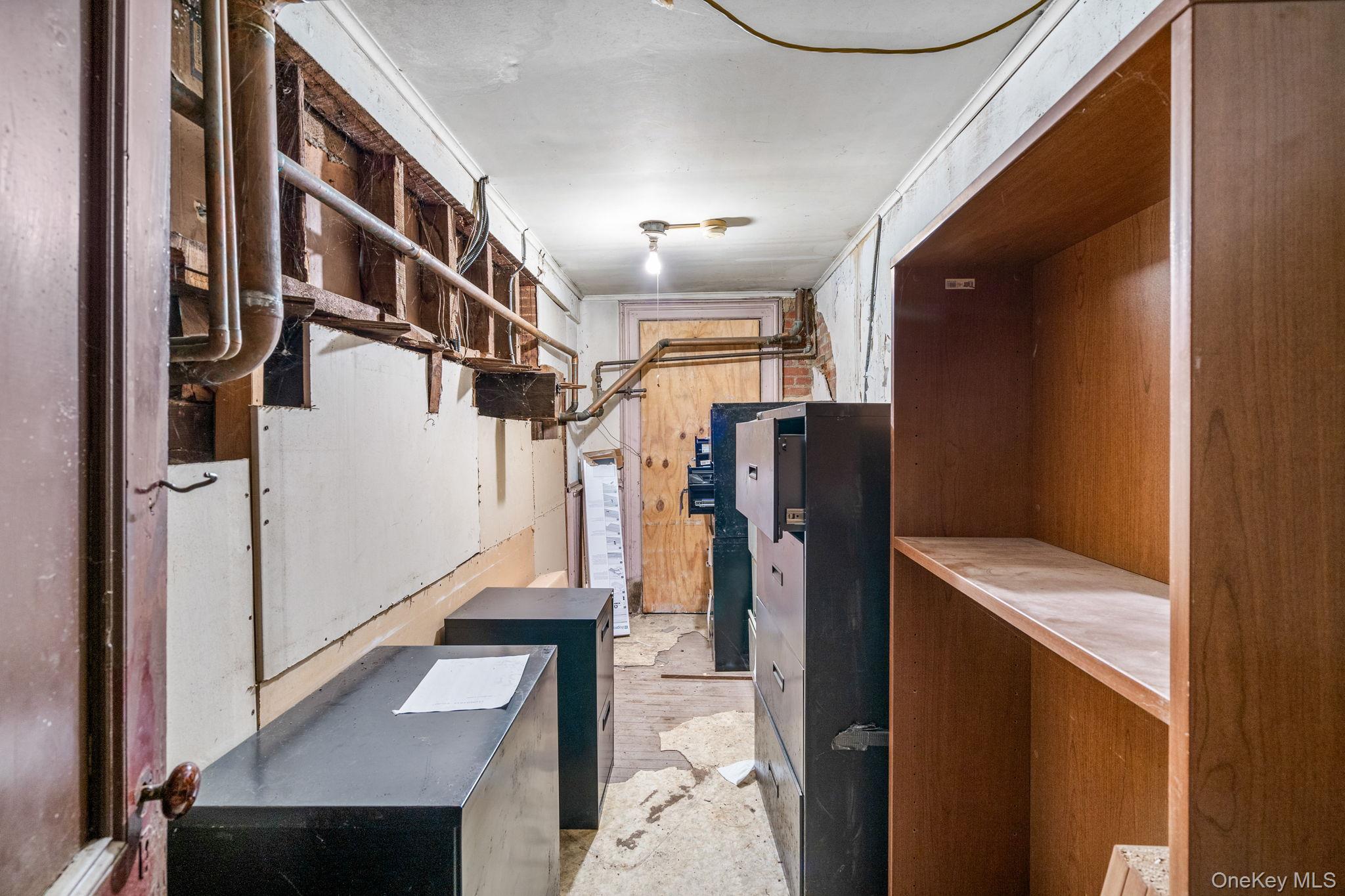 Single Family Mill  Dutchess County, NY 12601, MLS-956930-26