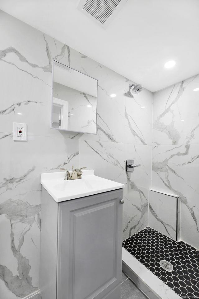 Single Family Foster  Brooklyn, NY 11236, MLS-956951-26