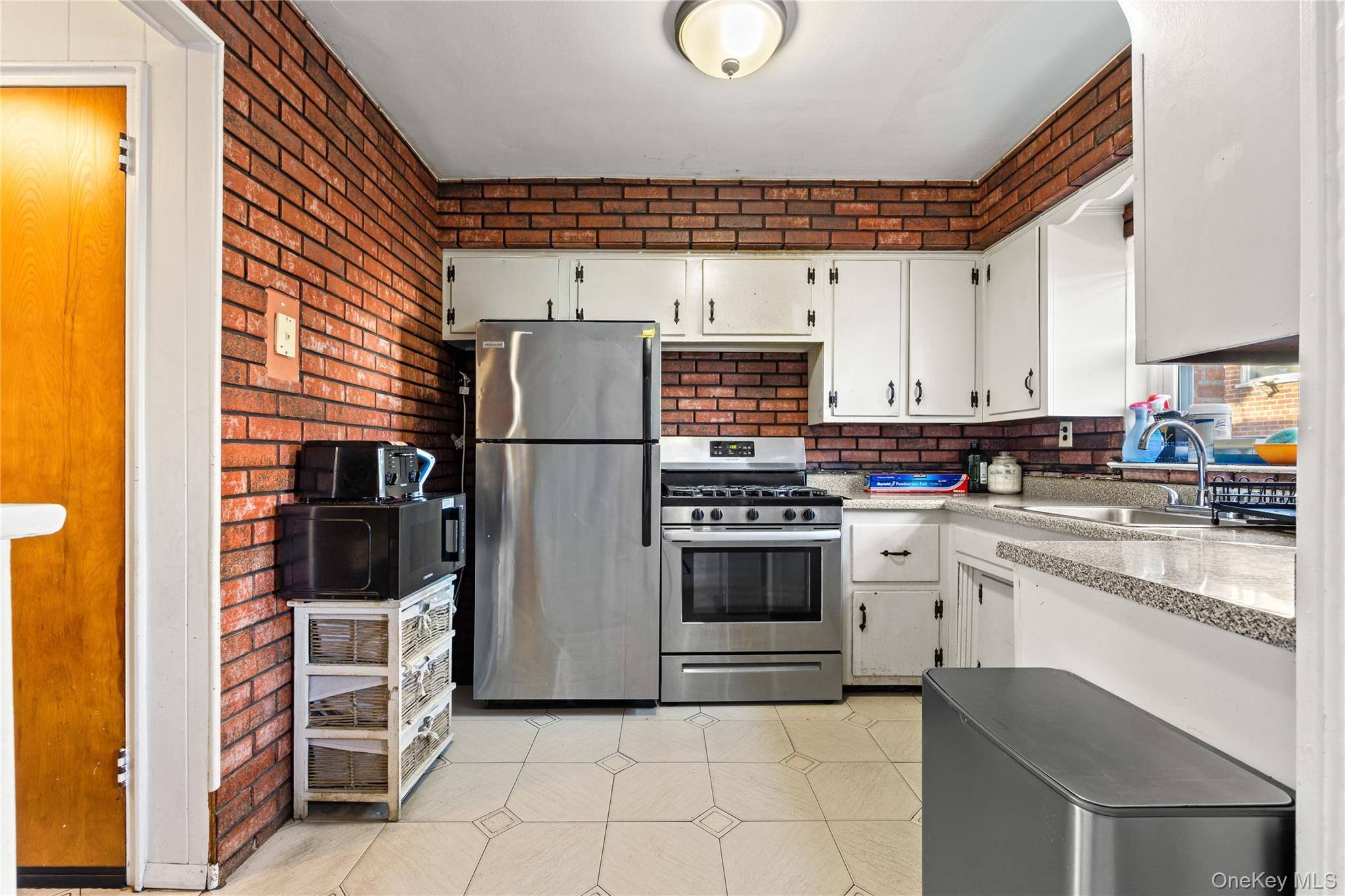 Single Family Wilkinson Bronx, NY 10461, MLS-956966-6