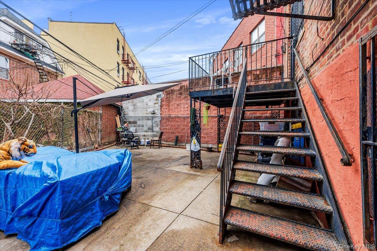 Single Family Elmhurst Queens, NY 11372, MLS-956967-7