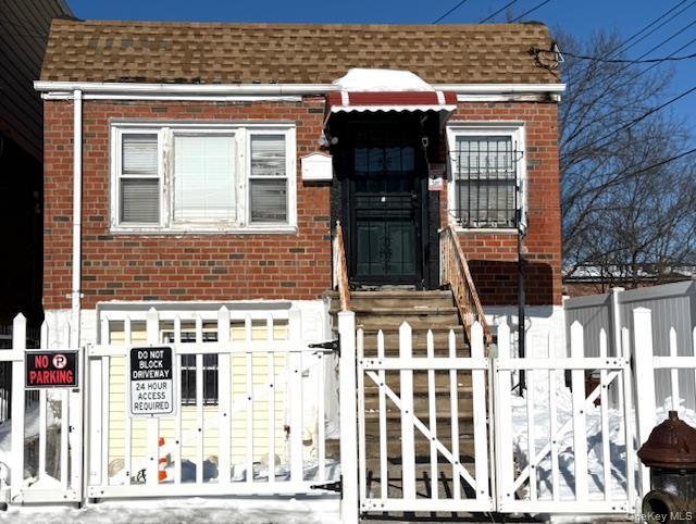 Single Family Glenmore  Queens, NY 11417, MLS-956991-2