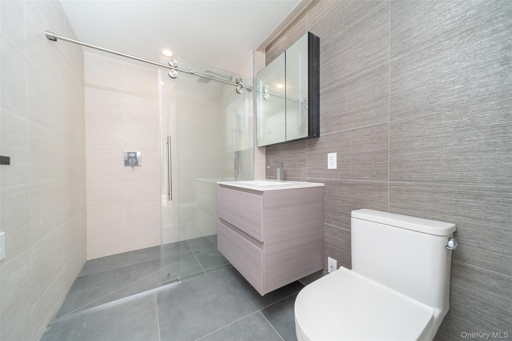 Condo Northern  Queens, NY 11354, MLS-956996-7