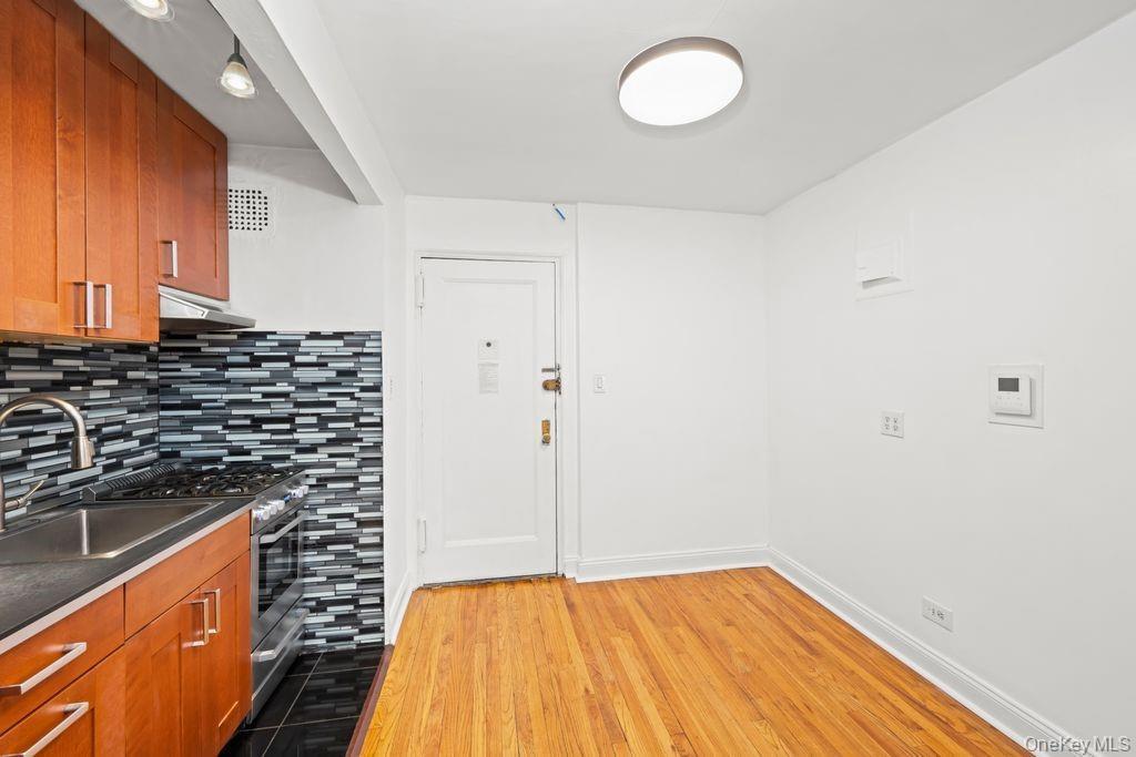 Coop Oliver  Brooklyn, NY 11209, MLS-957000-11