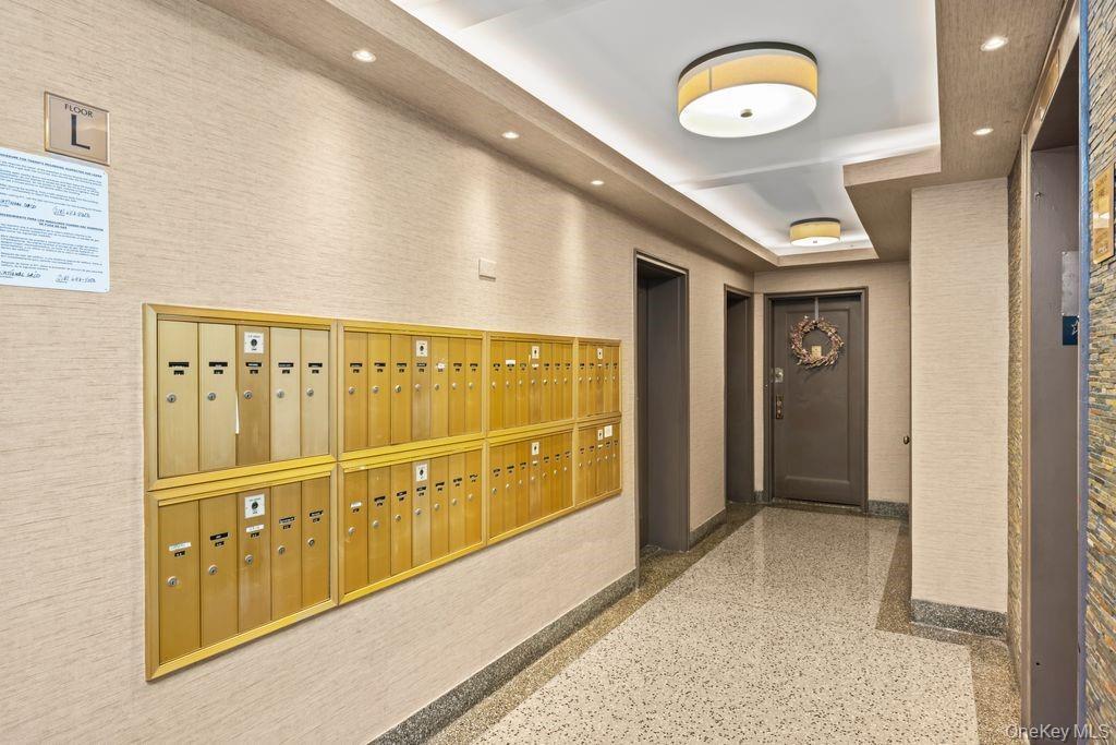 Coop Oliver  Brooklyn, NY 11209, MLS-957000-15