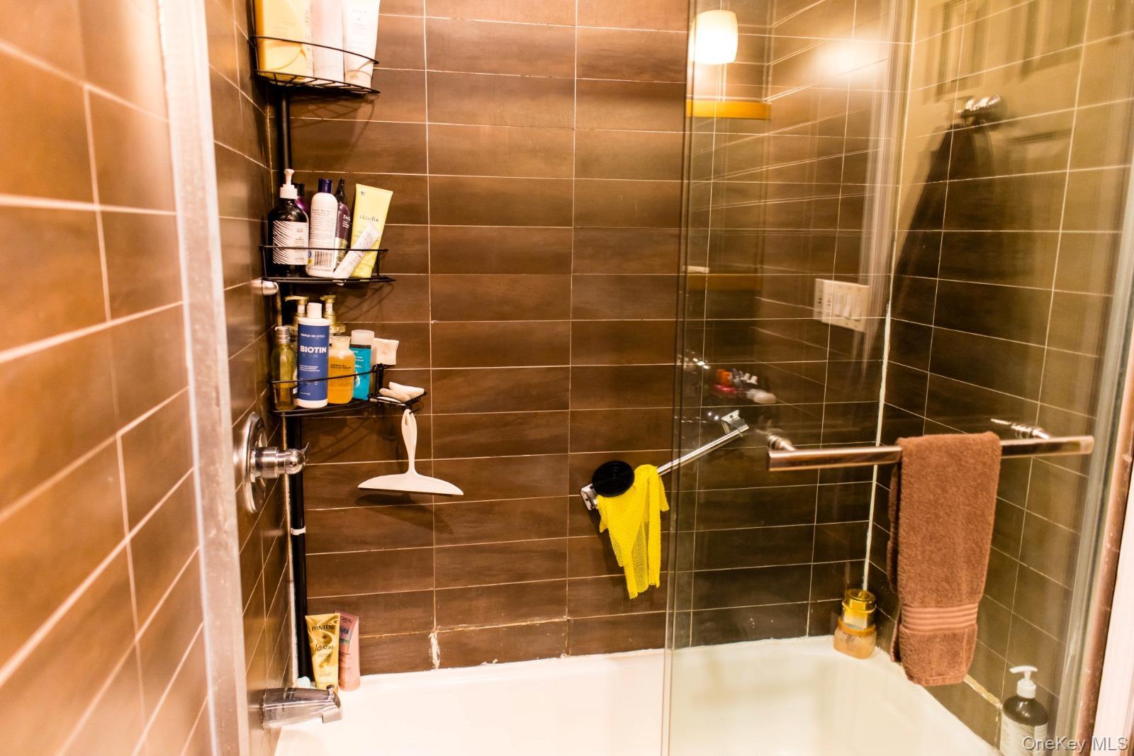 Single Family 32nd  Queens, NY 11377, MLS-957008-14