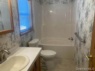 Single Family Old Country  Suffolk County, NY 11901, MLS-957021-12