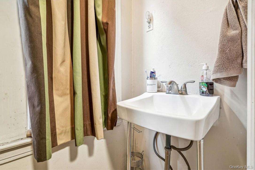 Single Family Sedgwick  Bronx, NY 10463, MLS-957027-29