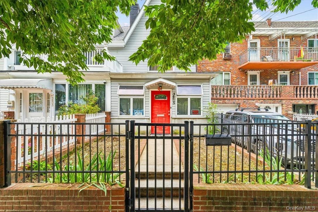 Single Family Sedgwick  Bronx, NY 10463, MLS-957027-3