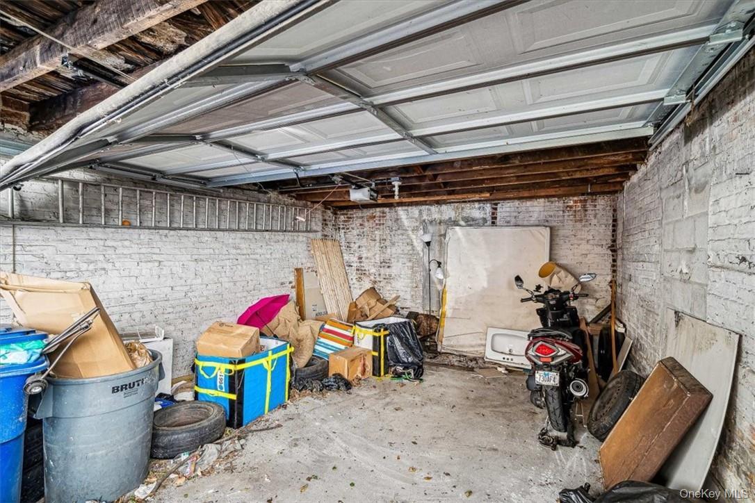 Single Family Sedgwick  Bronx, NY 10463, MLS-957027-33