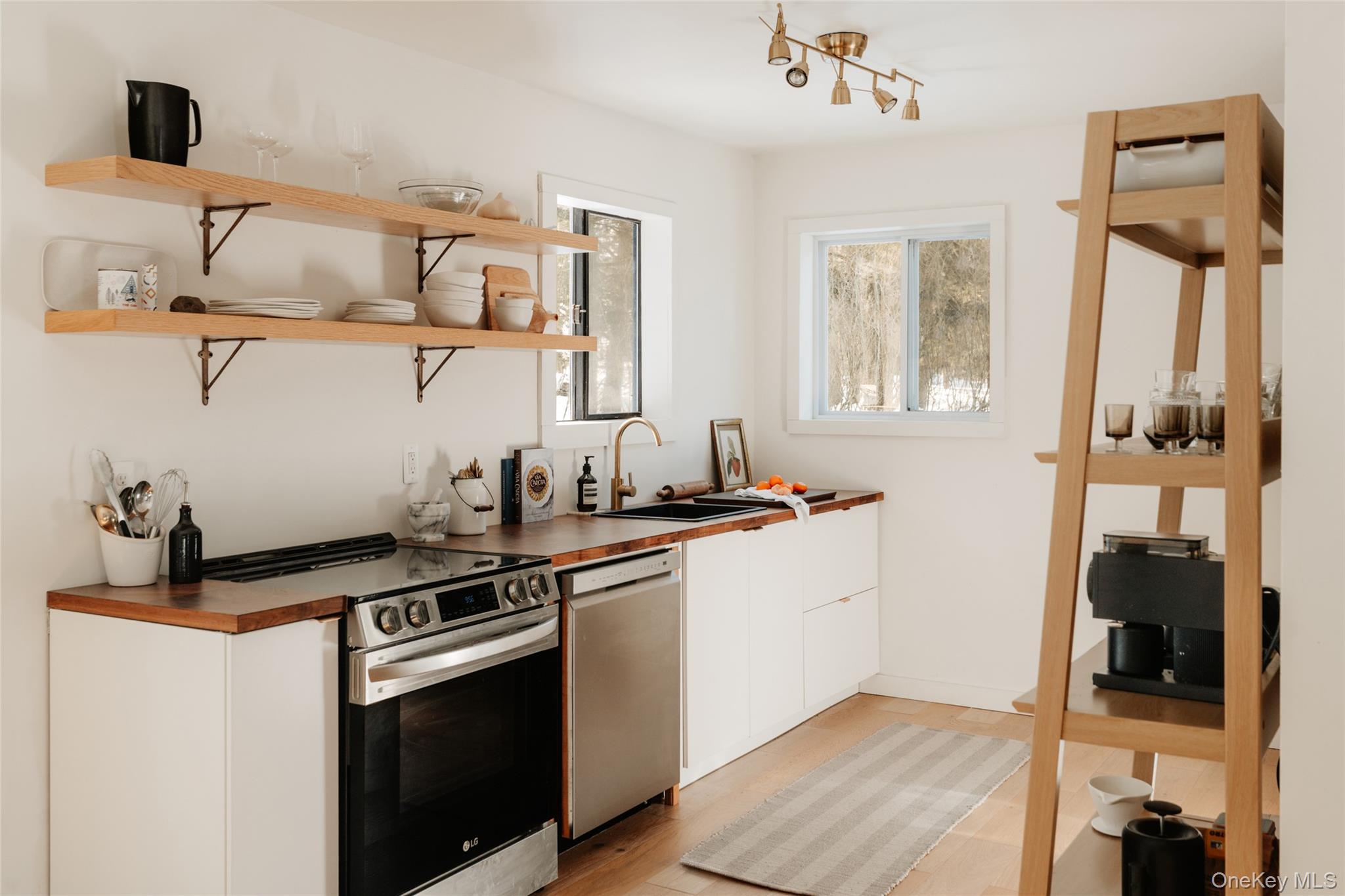 Single Family 4th  Sullivan County, NY 12764, MLS-957054-9