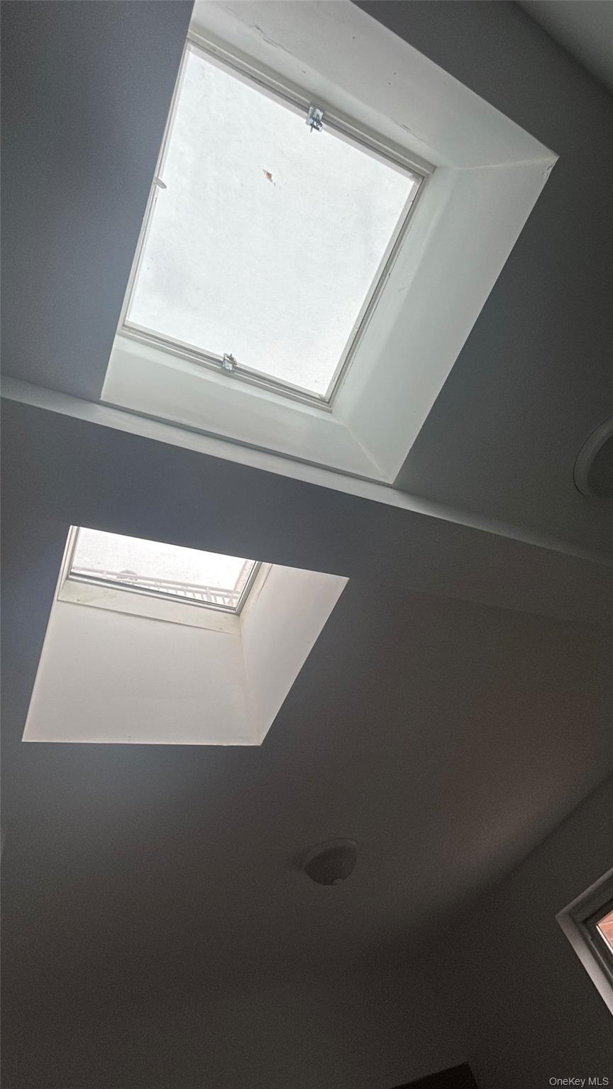 Single Family 66th  Queens, NY 11377, MLS-957104-8