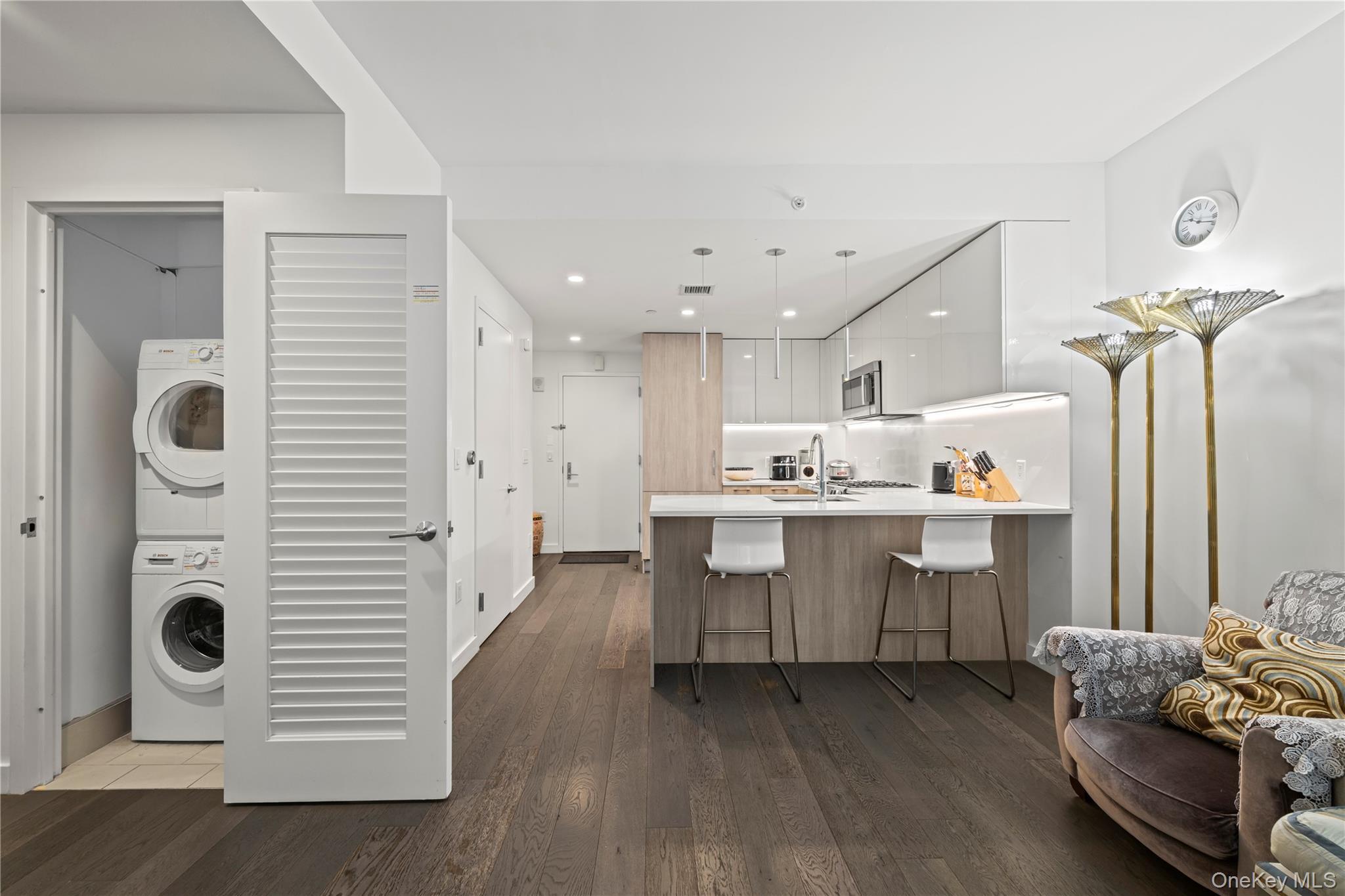 Condo 40  Queens, NY 11354, MLS-957107-10