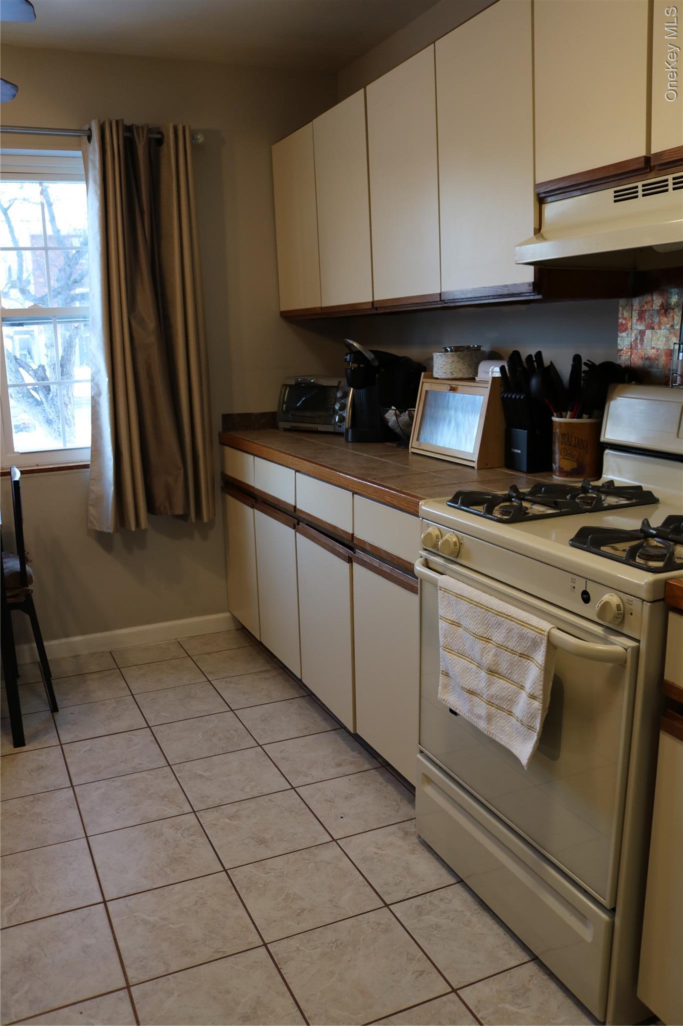 Condo Temple Hill  Orange County, NY 12553, MLS-957113-14