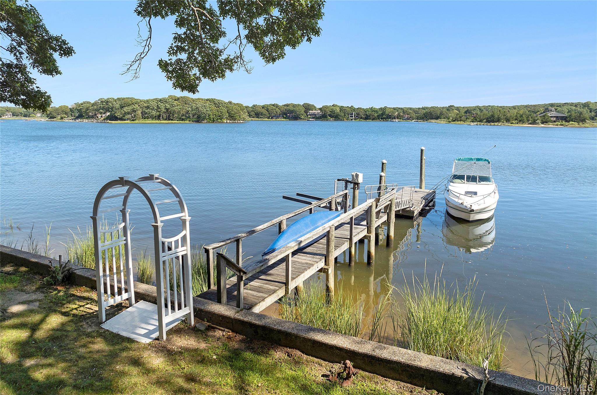 Single Family Redwood Road Suffolk County, NY 11963, MLS-957128-8