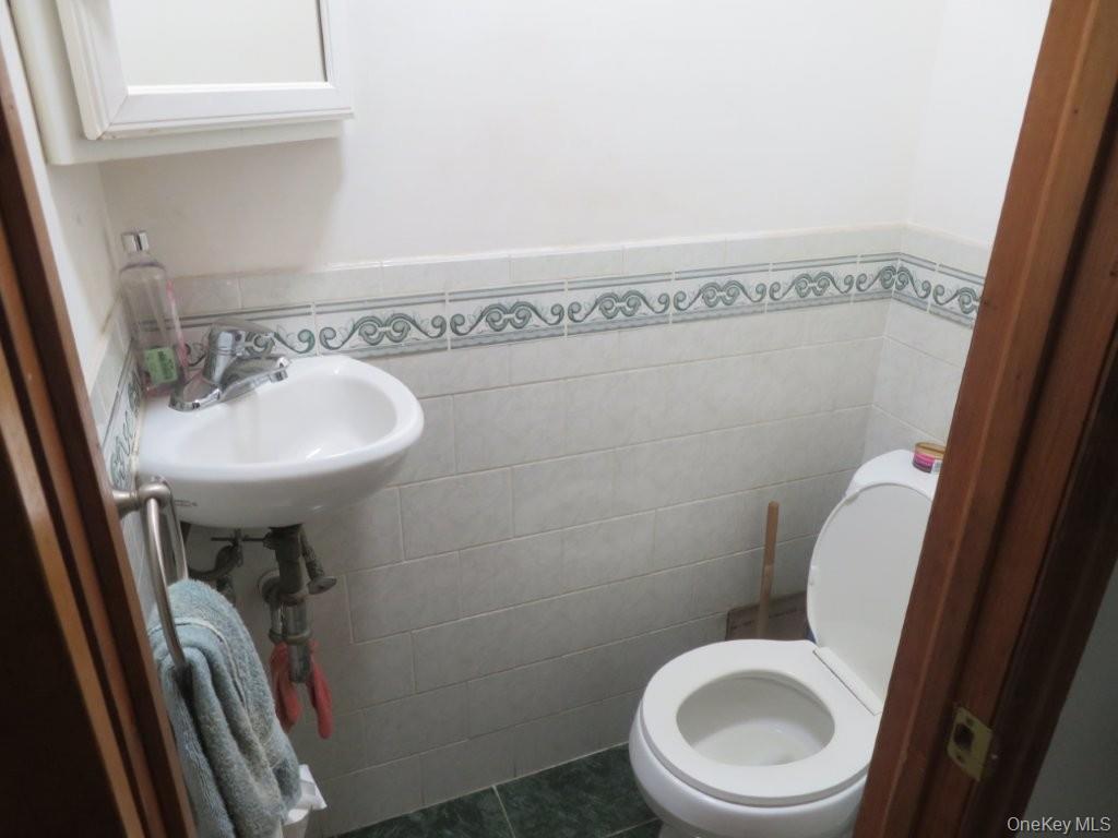 Single Family Avenue L  Brooklyn, NY 11234, MLS-957141-24