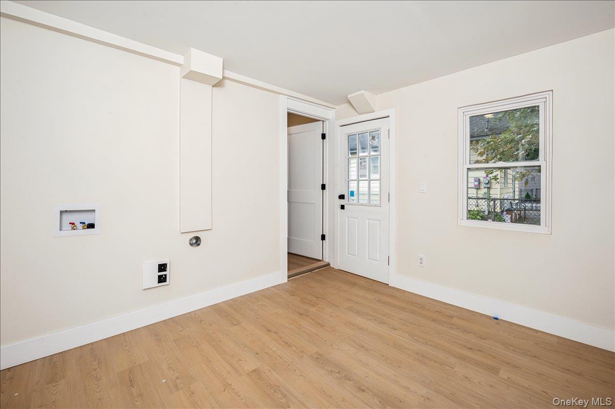 Single Family Greenbush  Dutchess County, NY 12601, MLS-957143-12