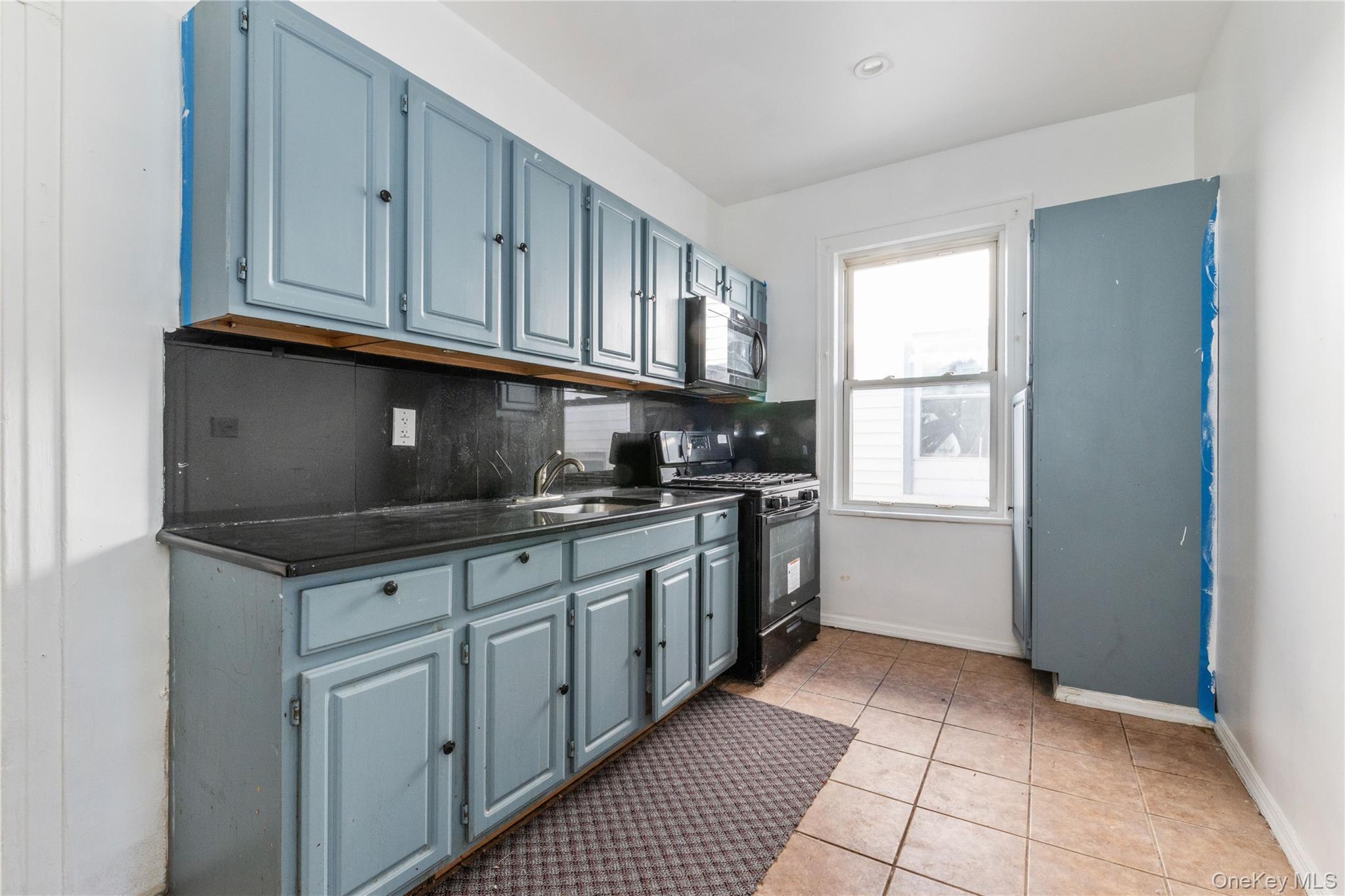 Single Family 202nd  Queens, NY 11423, MLS-957161-25