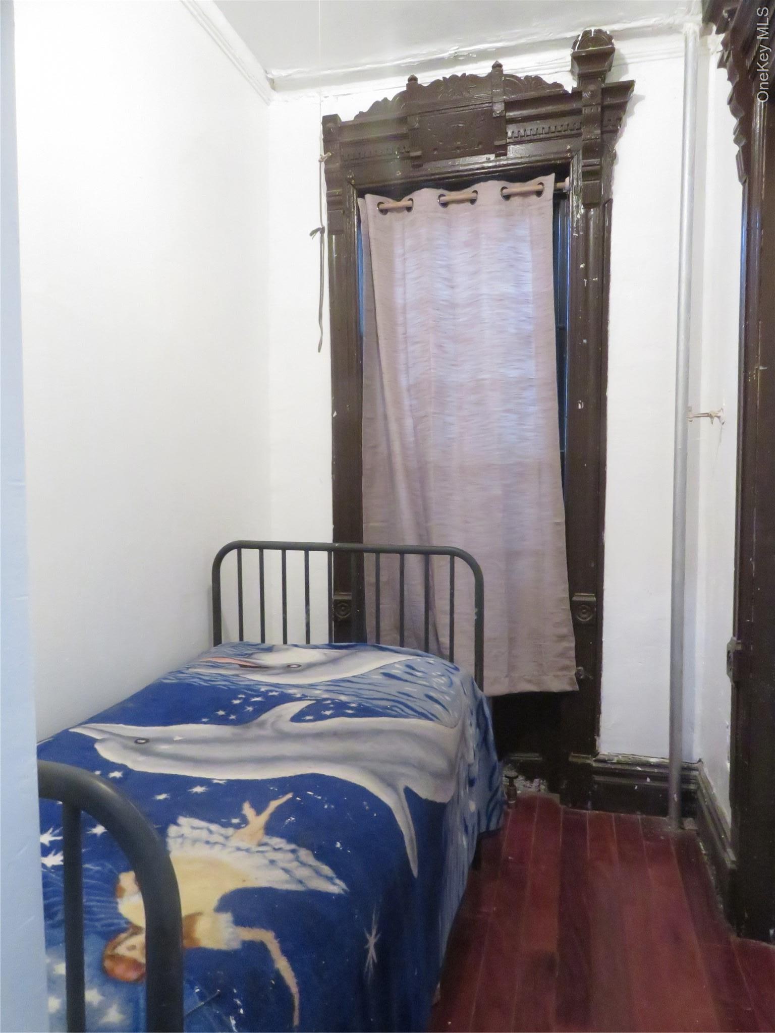 Single Family Stuyvesant  Brooklyn, NY 11221, MLS-957182-14