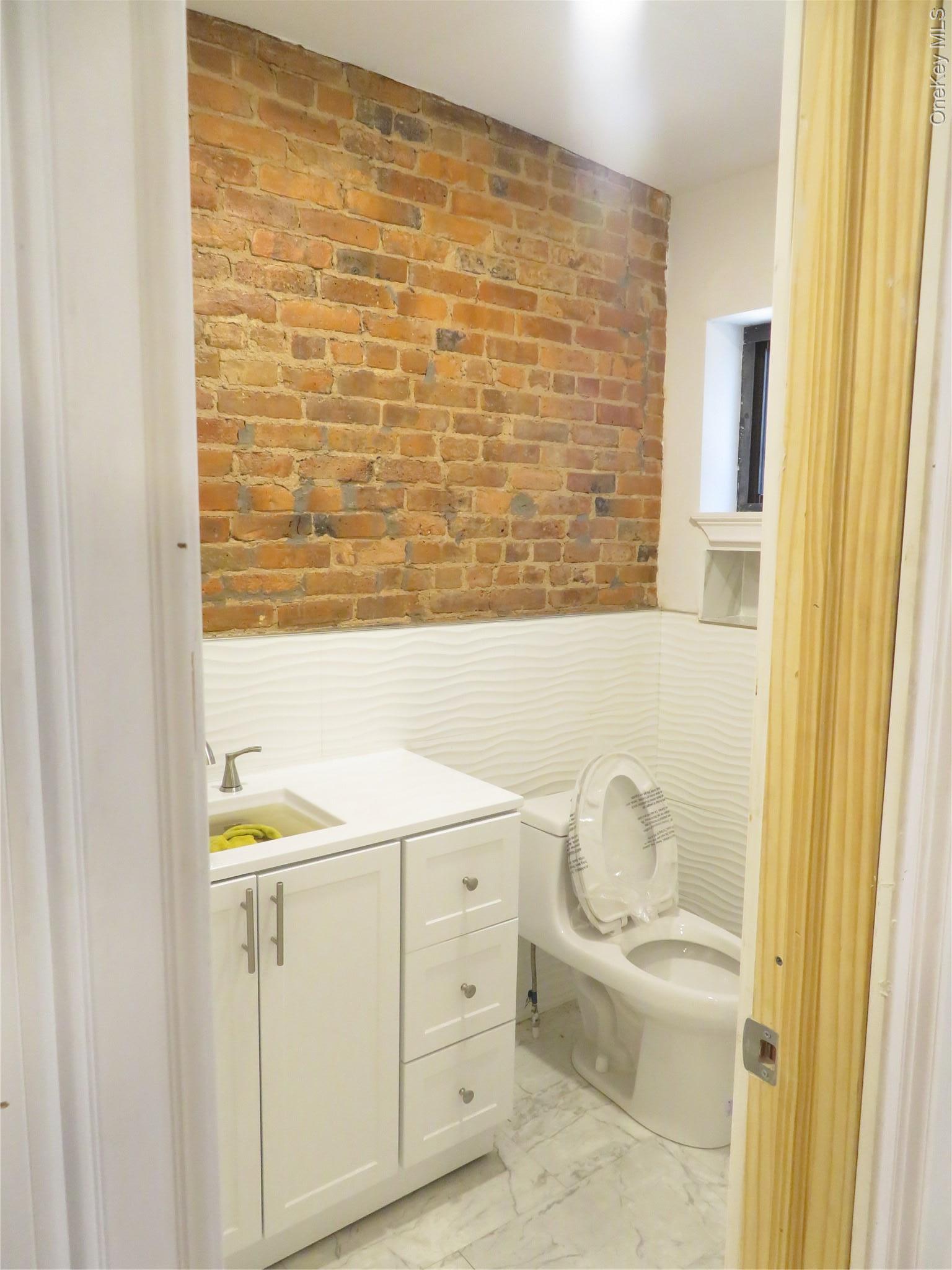 Single Family Stuyvesant  Brooklyn, NY 11221, MLS-957182-7