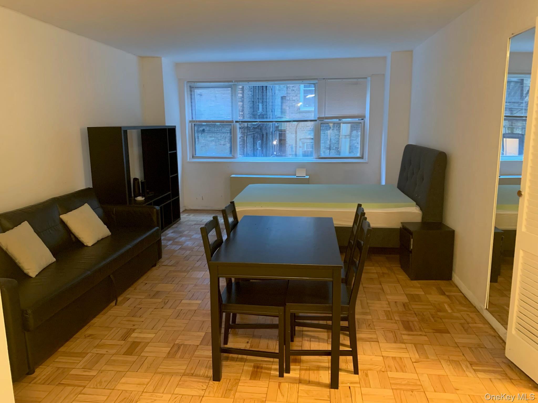 Apartment 48th Manhattan, NY 10017, MLS-957200-4