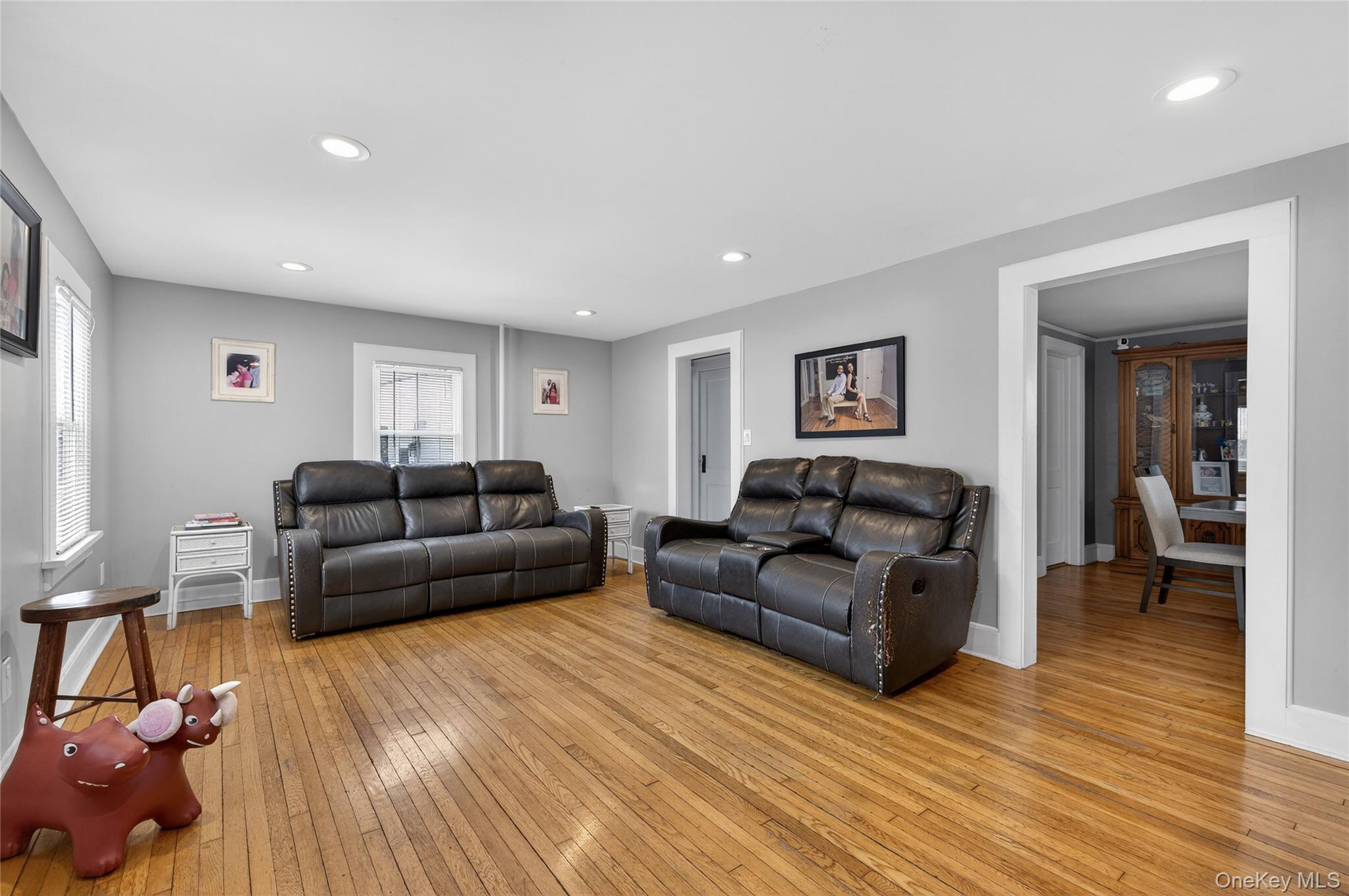 Single Family Perry Avenue Nassau County, NY 11709, MLS-957217-7