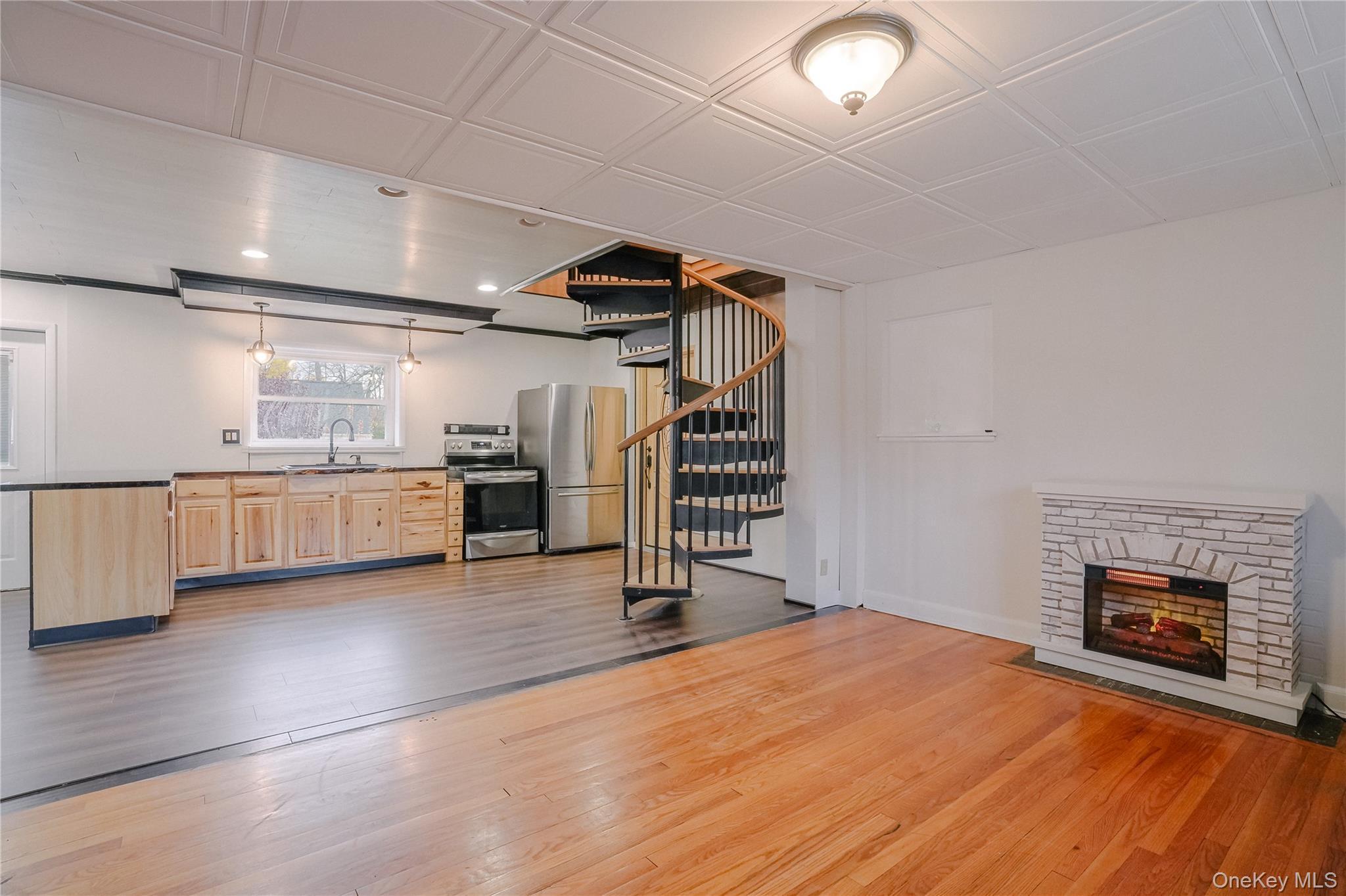 Single Family Columbia  Ulster County, NY 12401, MLS-957219-3