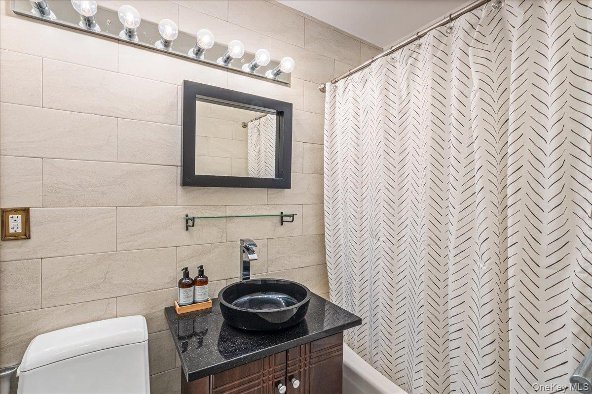 Coop 215th Queens, NY 11360, MLS-957227-10