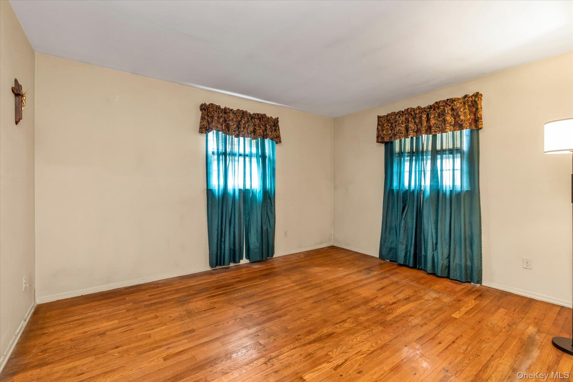 Single Family Hunter  Nassau County, NY 11580, MLS-957257-13