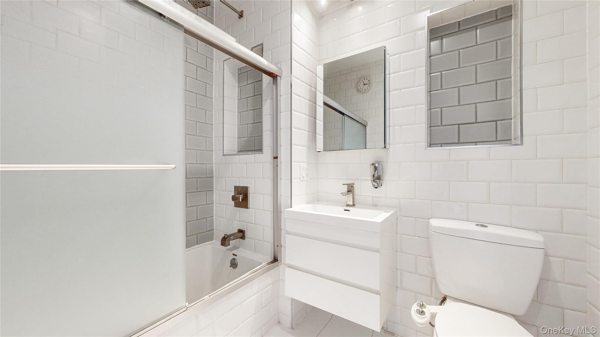 Condo Franklin  Brooklyn, NY 11205, MLS-957278-9