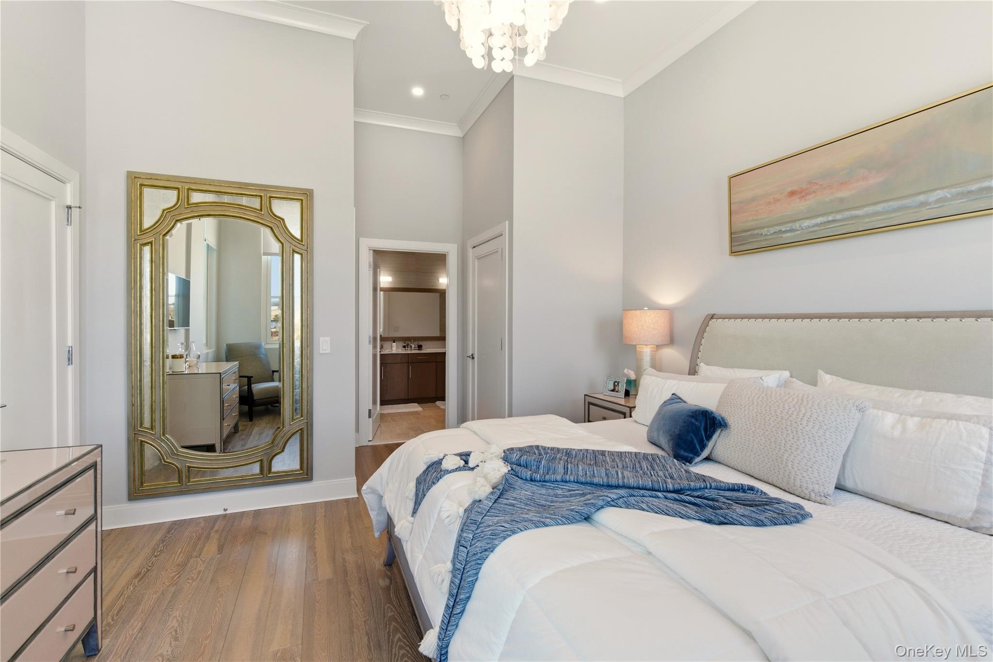 Condo Garvies Point  Nassau County, NY 11542, MLS-957314-16