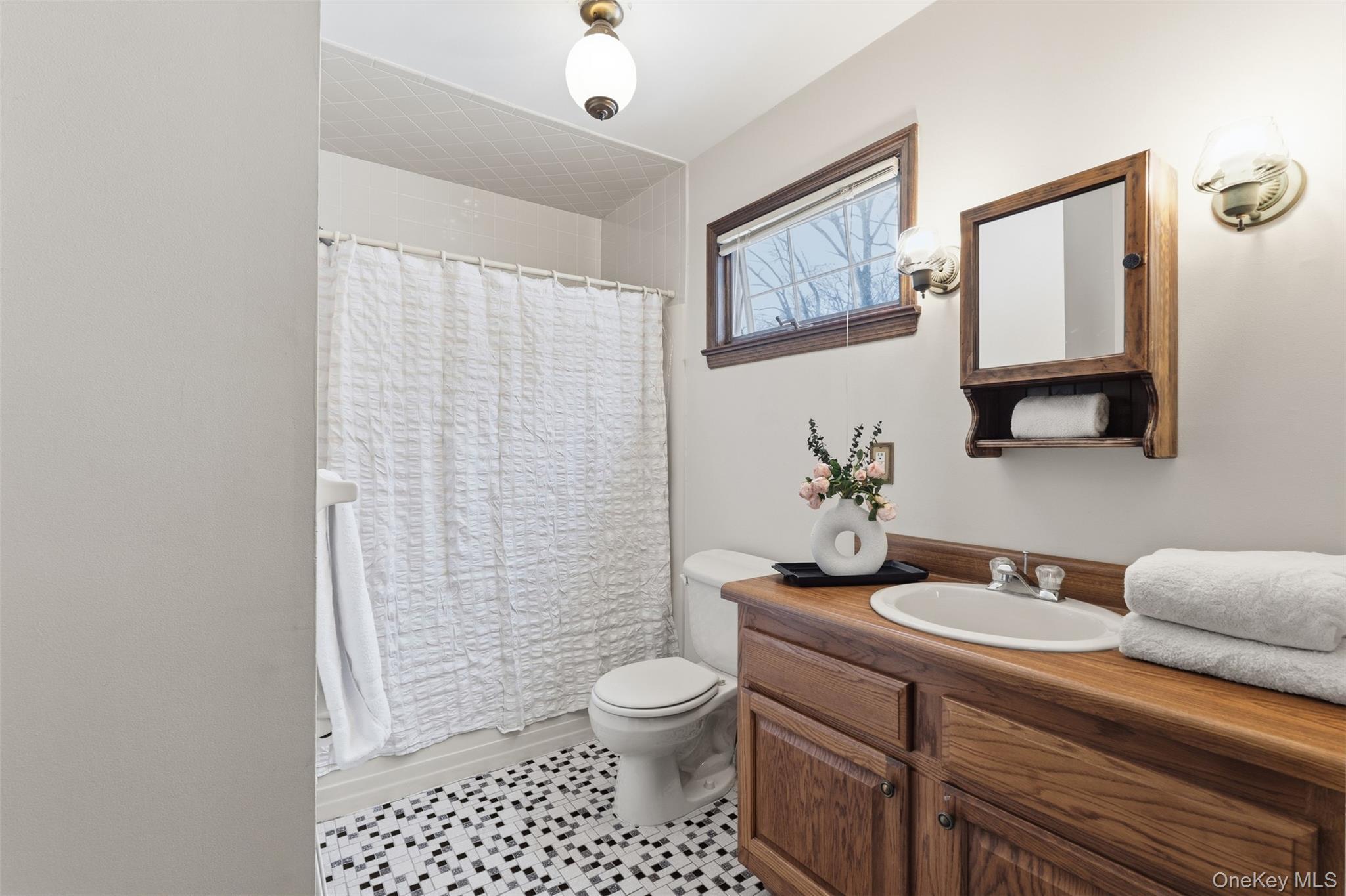 Single Family Buckberg Mountain  Rockland County, NY 10980, MLS-957325-17