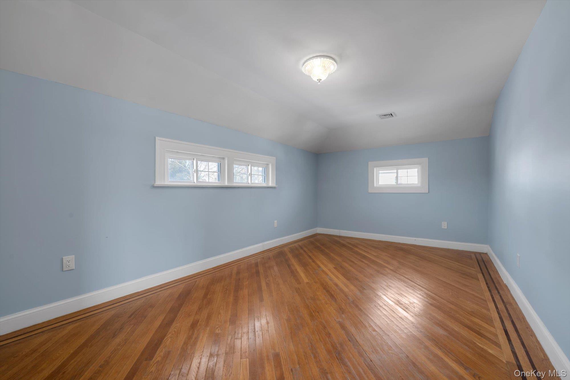 Single Family 194th  Queens, NY 11412, MLS-957327-19