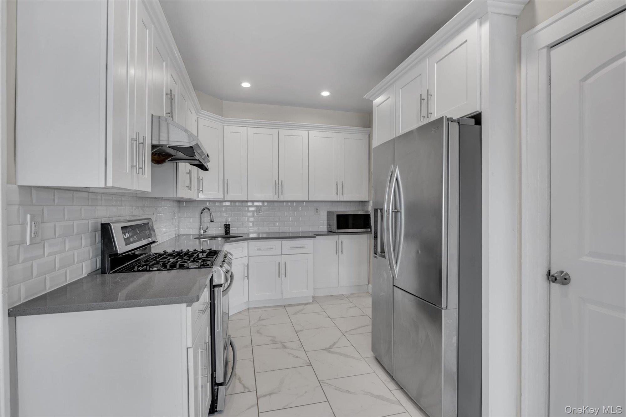 Single Family 194th  Queens, NY 11412, MLS-957327-8