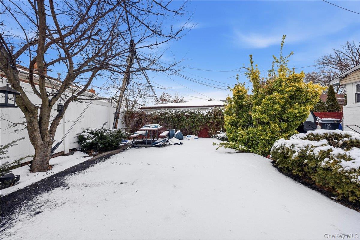 Single Family 238th  Queens, NY 11422, MLS-957339-23