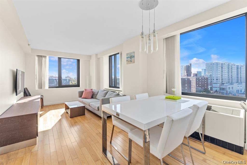 Condo Prince  Queens, NY 11354, MLS-957341-5