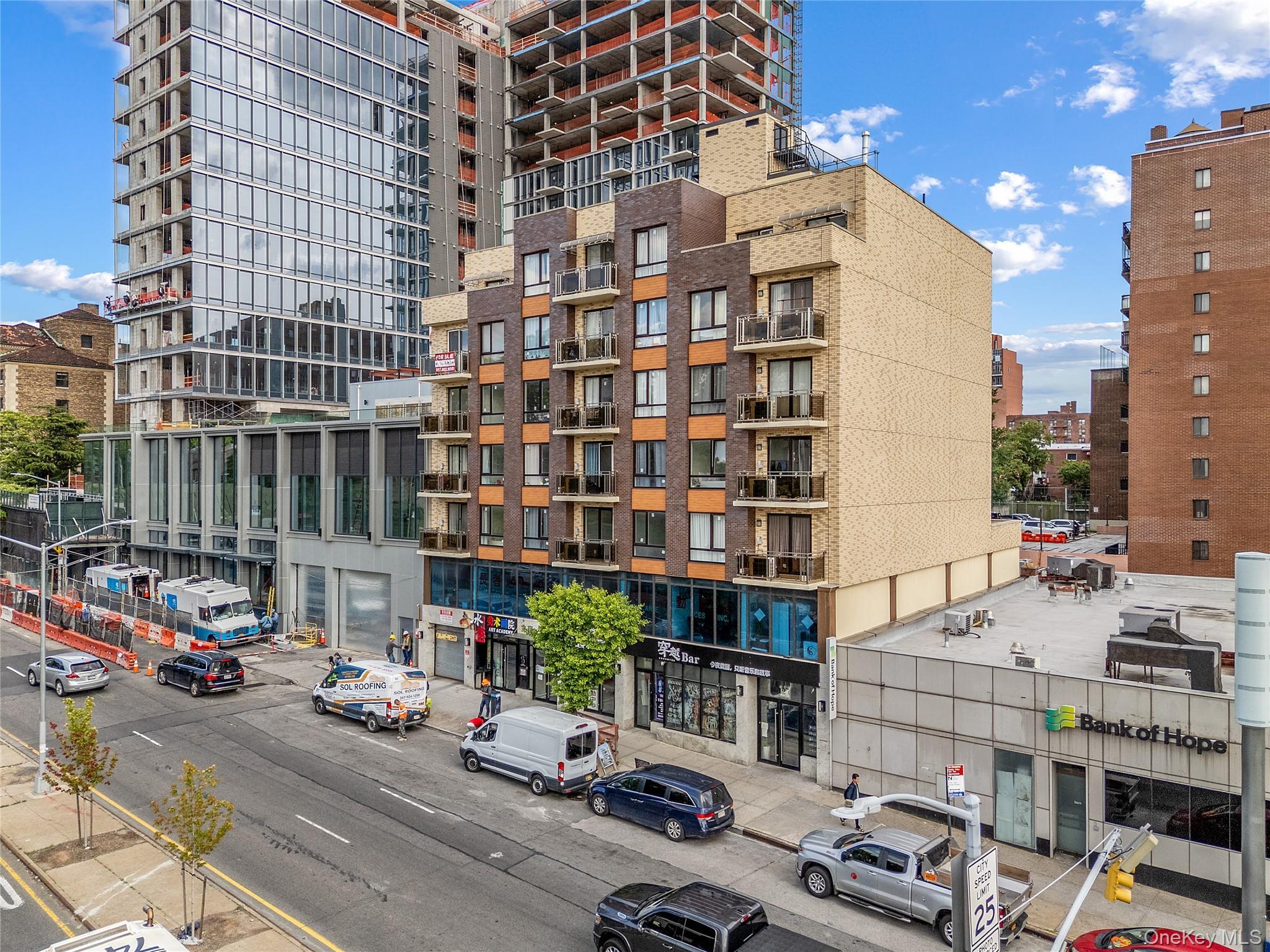 Condo Northern Queens, NY 11354, MLS-957376-13