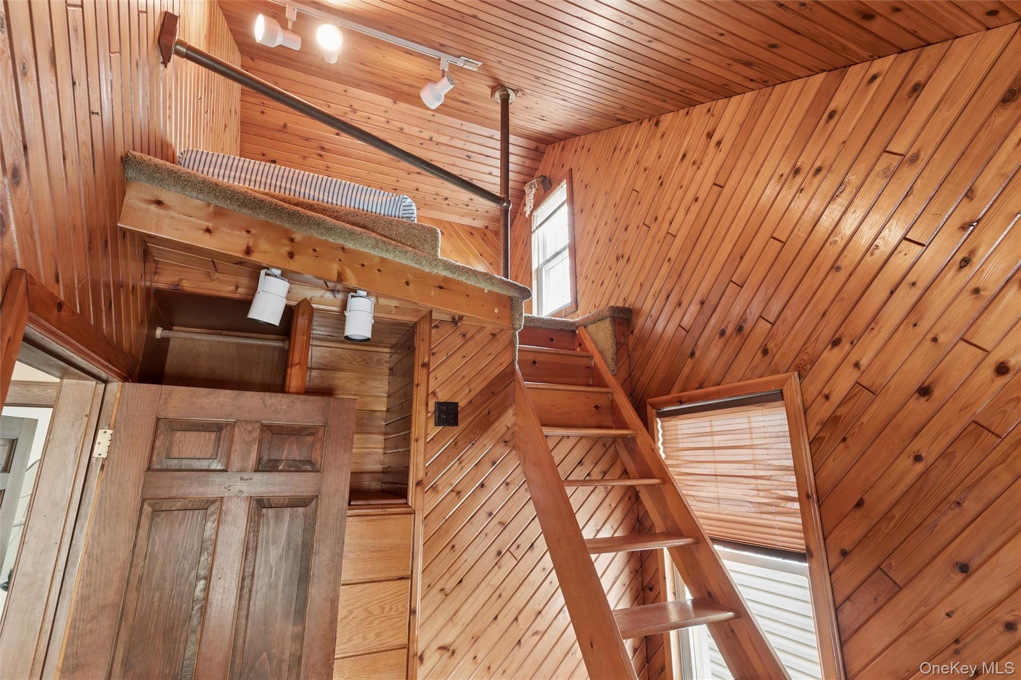 Single Family 254th  Queens, NY 11426, MLS-957381-11