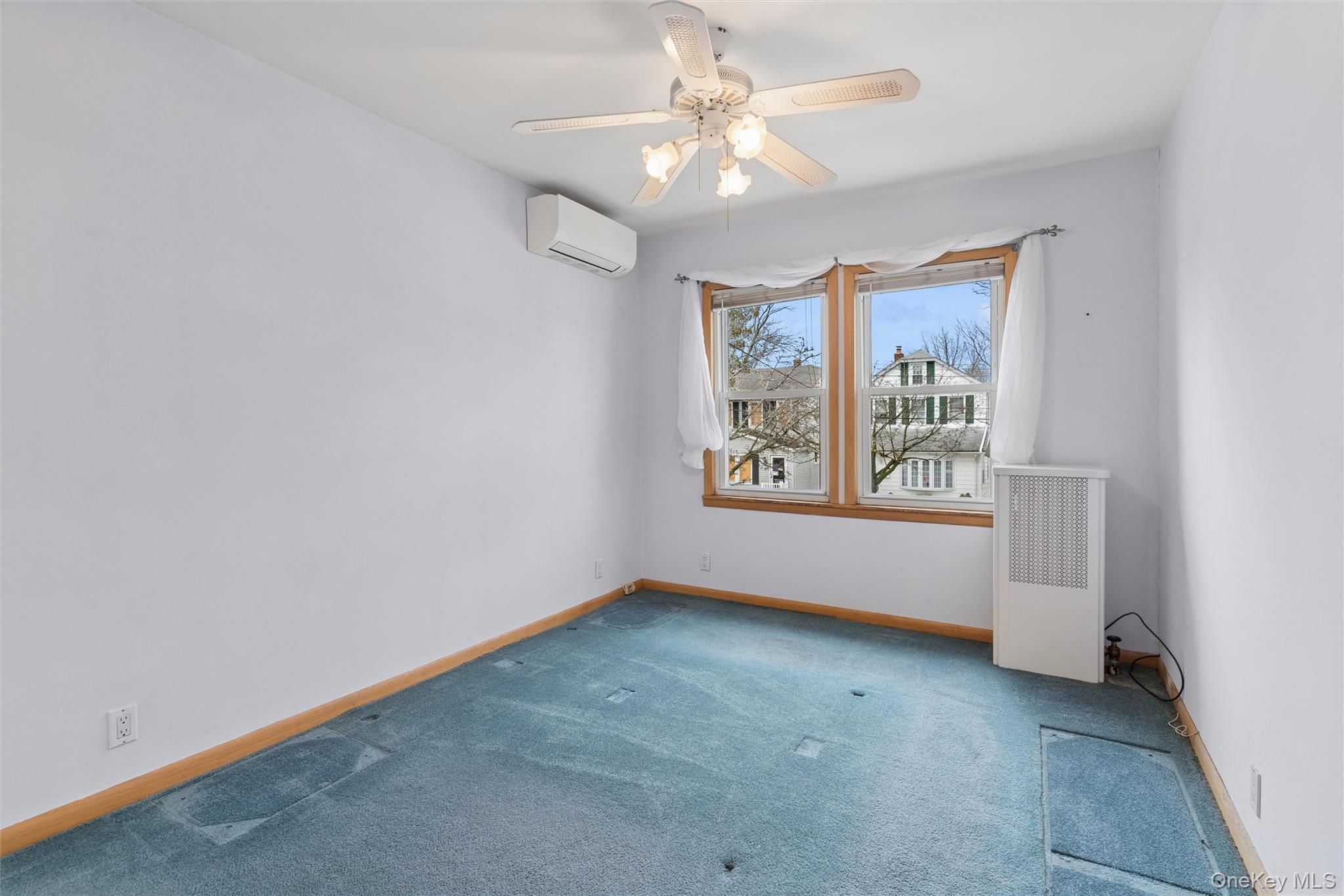 Single Family 254th  Queens, NY 11426, MLS-957381-12