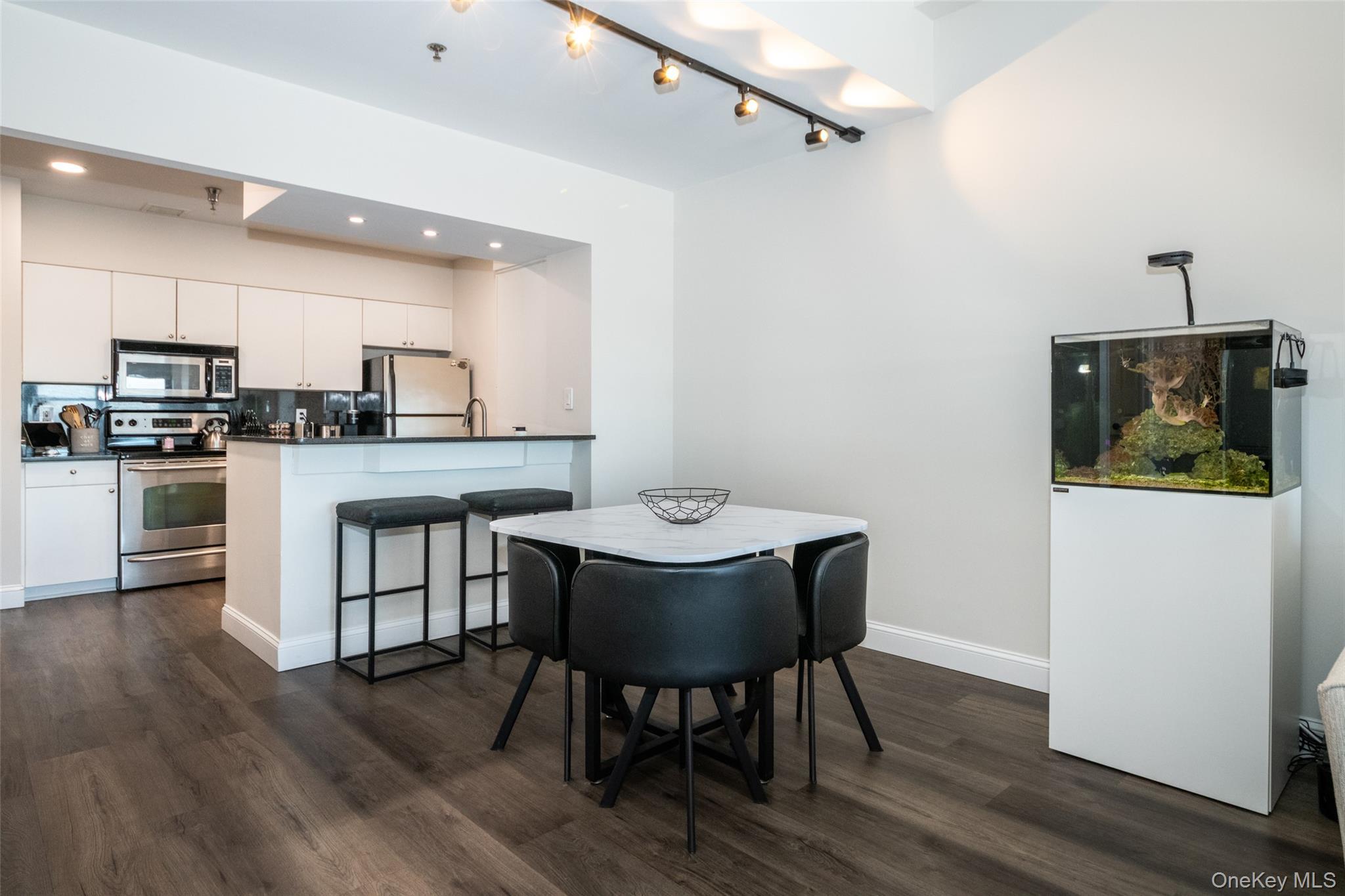 Coop New Roc City Place  Westchester County, NY 10801, MLS-957425-5