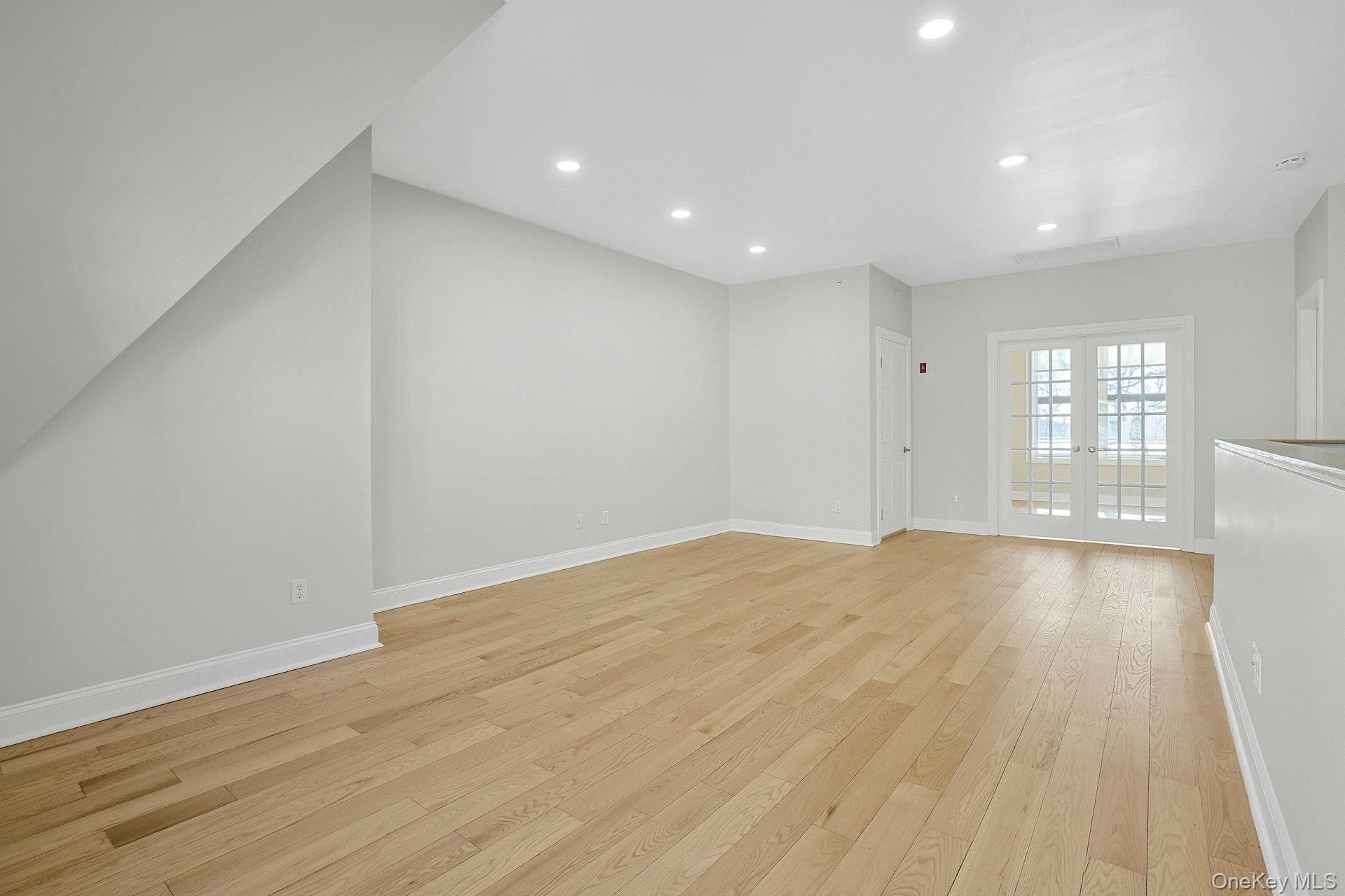 Condo 1st  Westchester County, NY 10803, MLS-957436-23