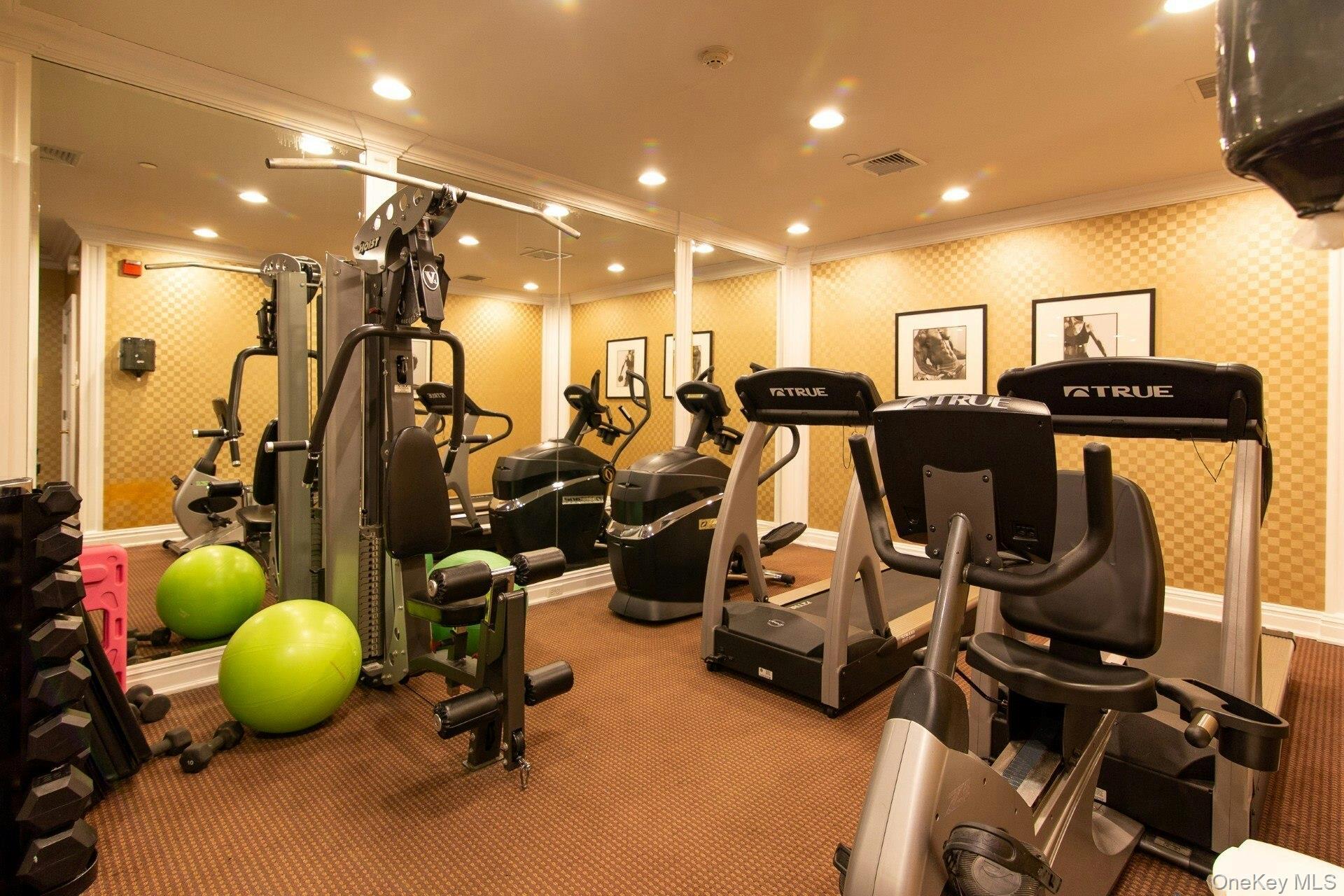 Condo 1st  Westchester County, NY 10803, MLS-957436-34