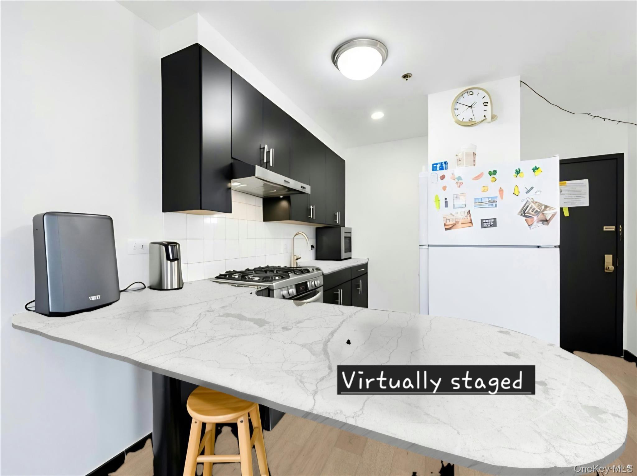 Condo 103rd Queens, NY 11368, MLS-957464-10