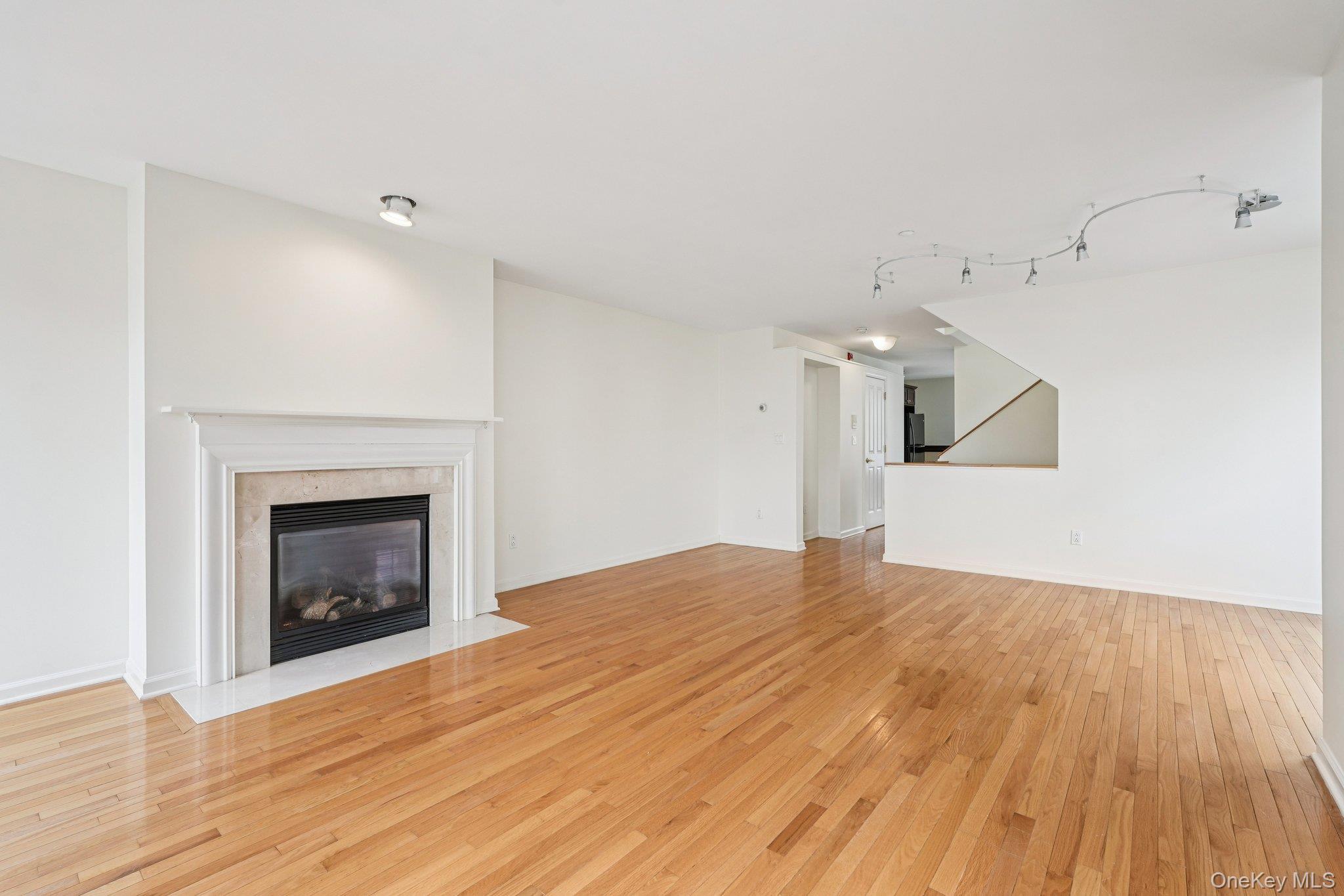 Condo Leeward  Rockland County, NY 10927, MLS-957484-10